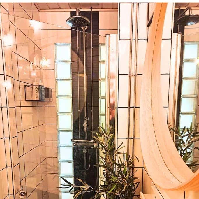 Yellow Beauty In Location! Appartement *