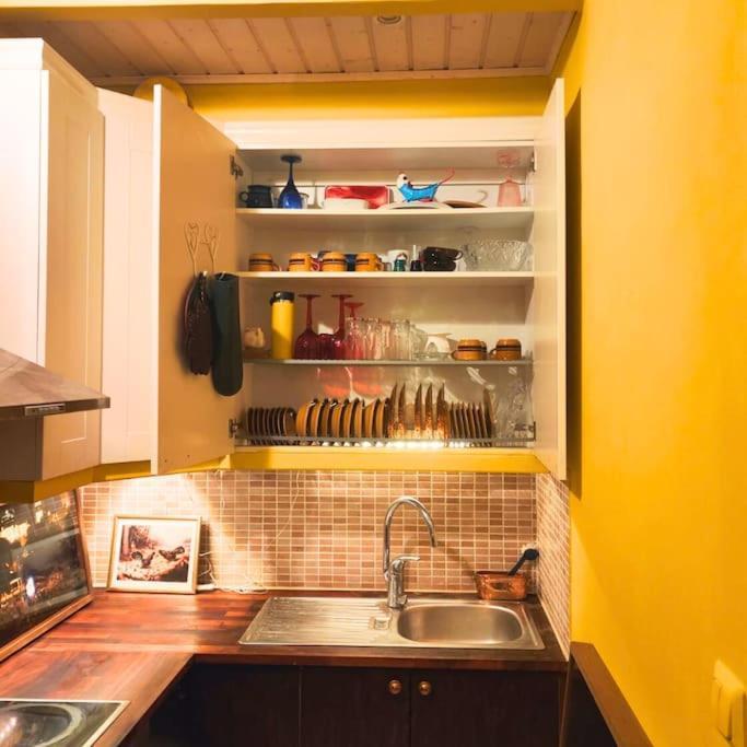 Appartement Yellow Beauty In Location! Helsinki